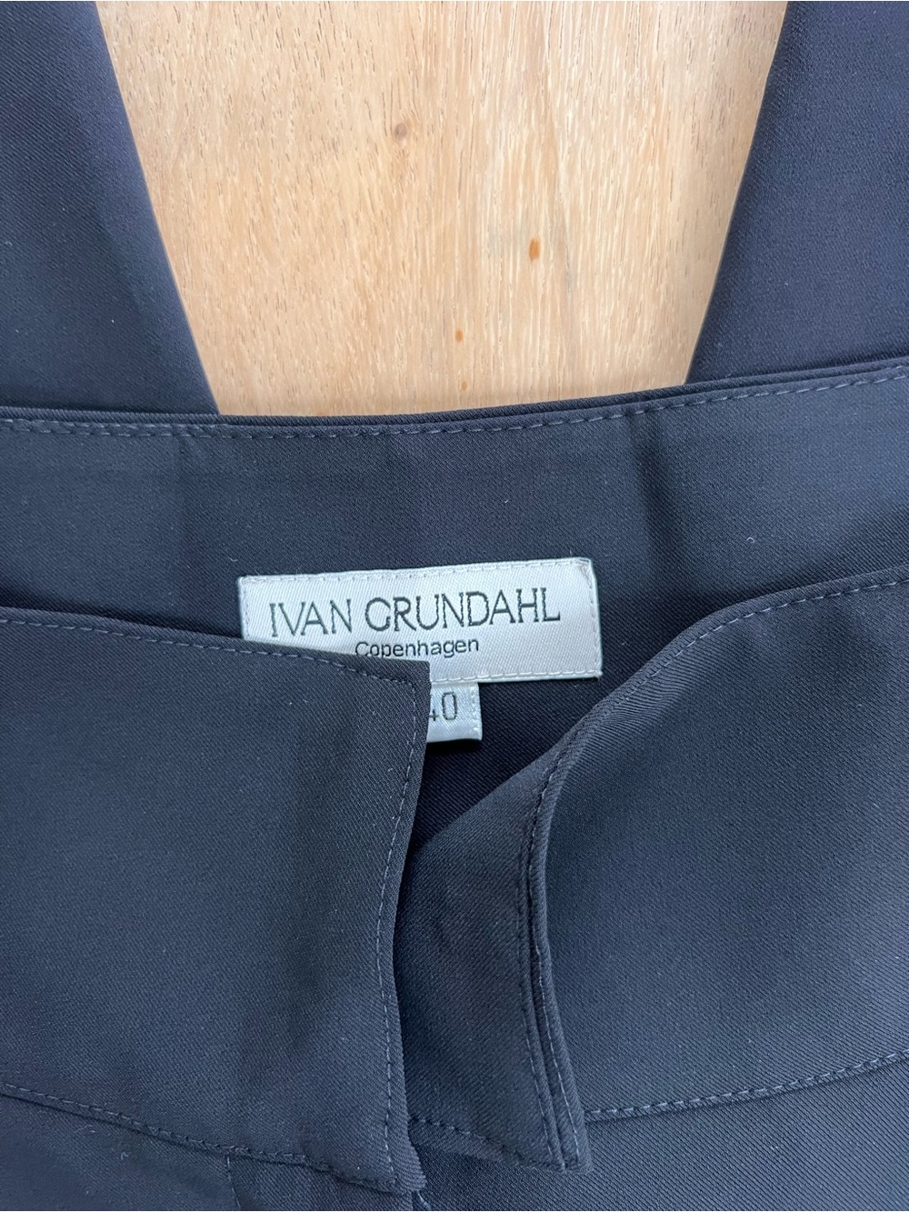 Ivan Grundahl Black Pleated Trousers - Picture 2 of 8